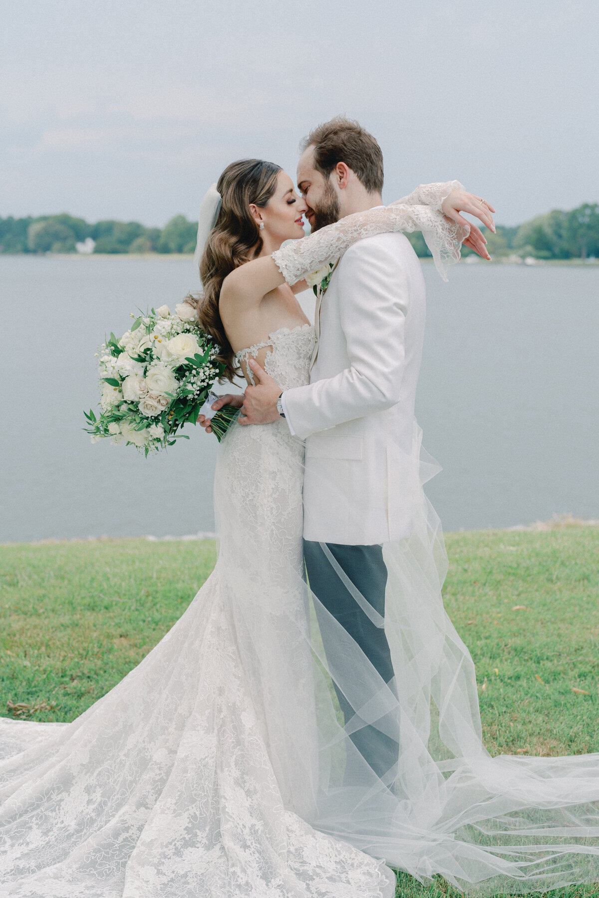 Grace & Ardor Co. East Coast Wedding Engagement Photography Pennsylvania New York City New Jersey Timeless Bold Art Direction Editorial Erin McGeever29