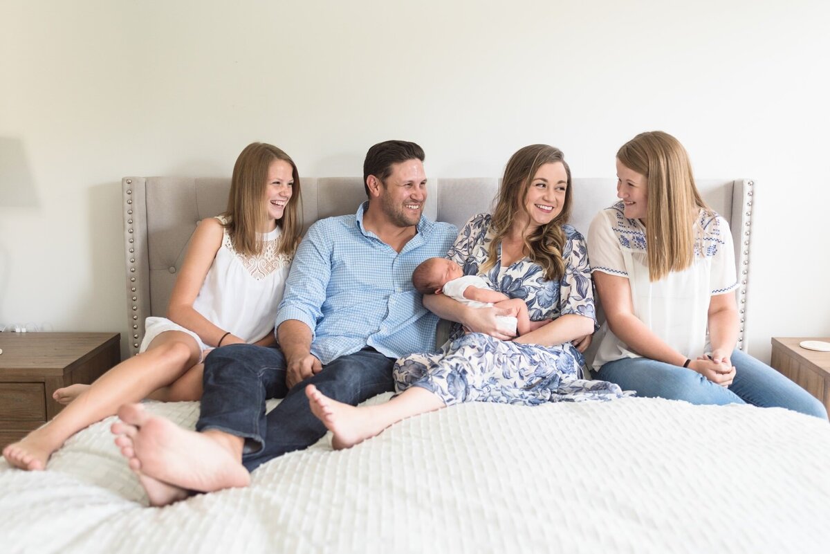 Family-photo-session-in-home-Nashville-TN (1)