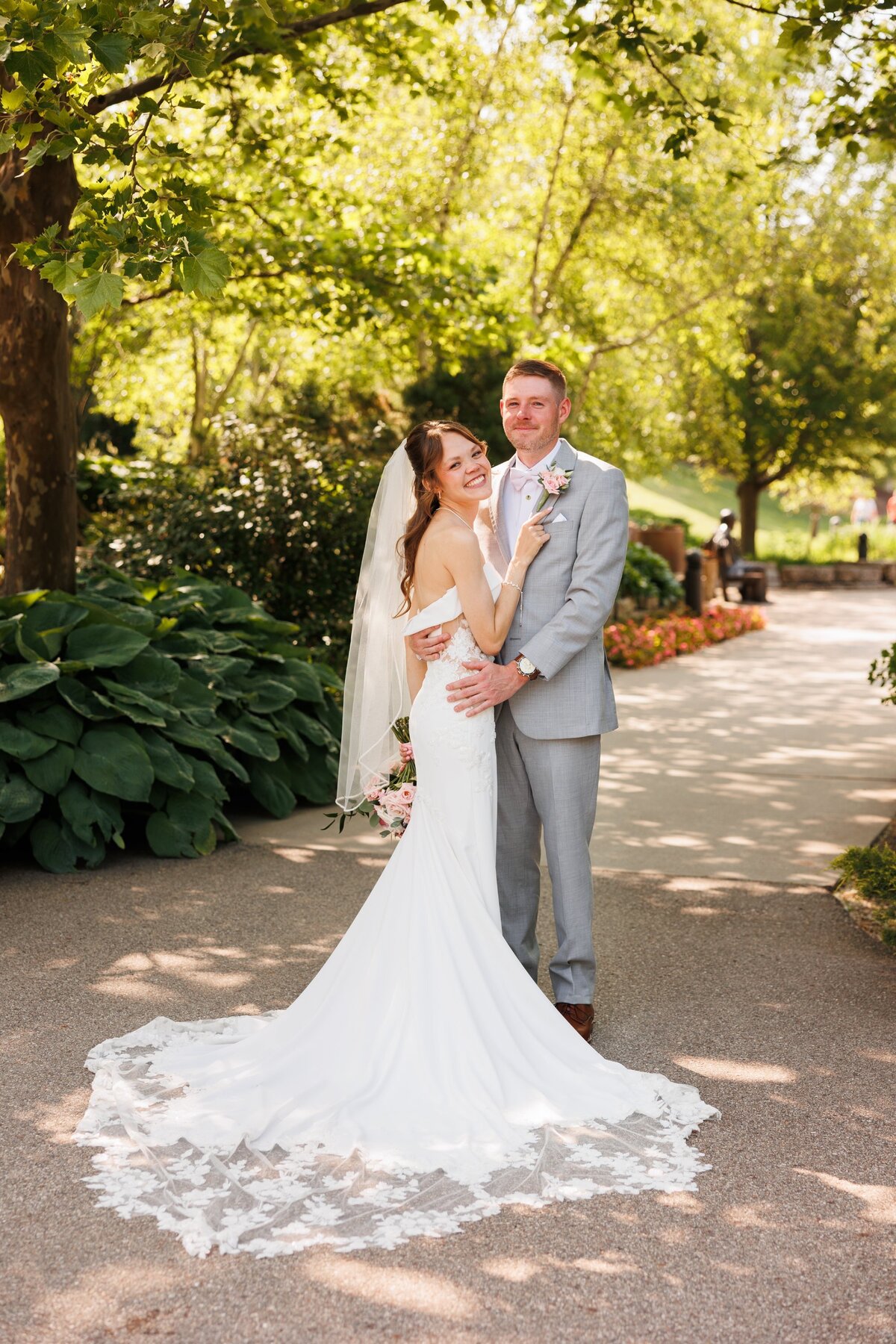 16-grand-rapids-frederik-meijer-garden-wedding