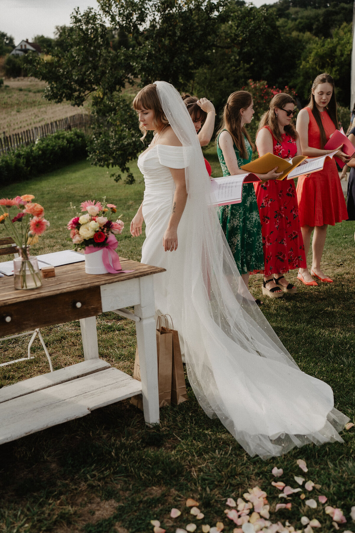 british-hungarian-wedding_byblankakatko-18