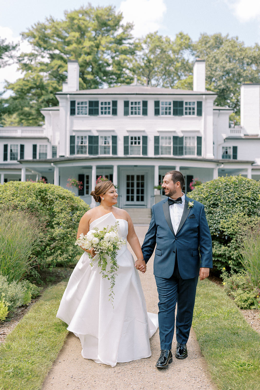 Glen Magna Farms Wedding-Halie Child Photography-18