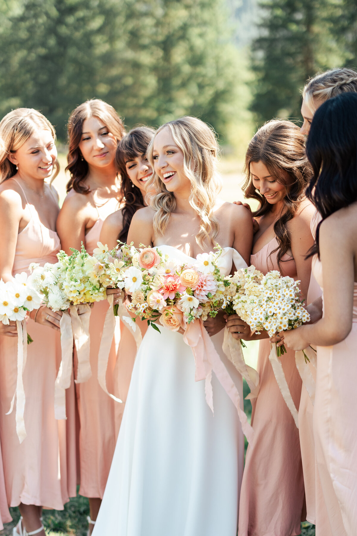 mono-bridesmaids-bouquets-summer-wedding-flora-pacifica-seattle-florist