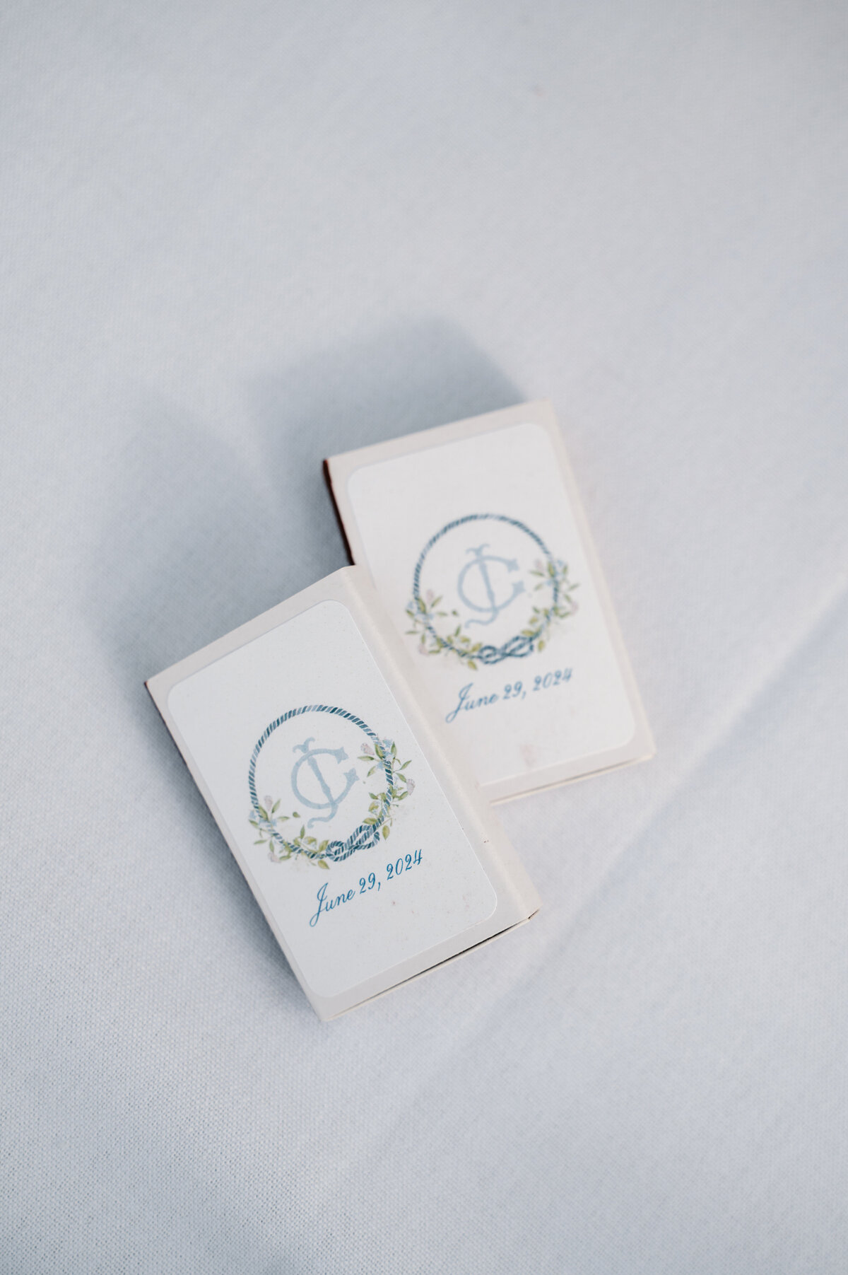 newport-harbor-island-wedding-favors