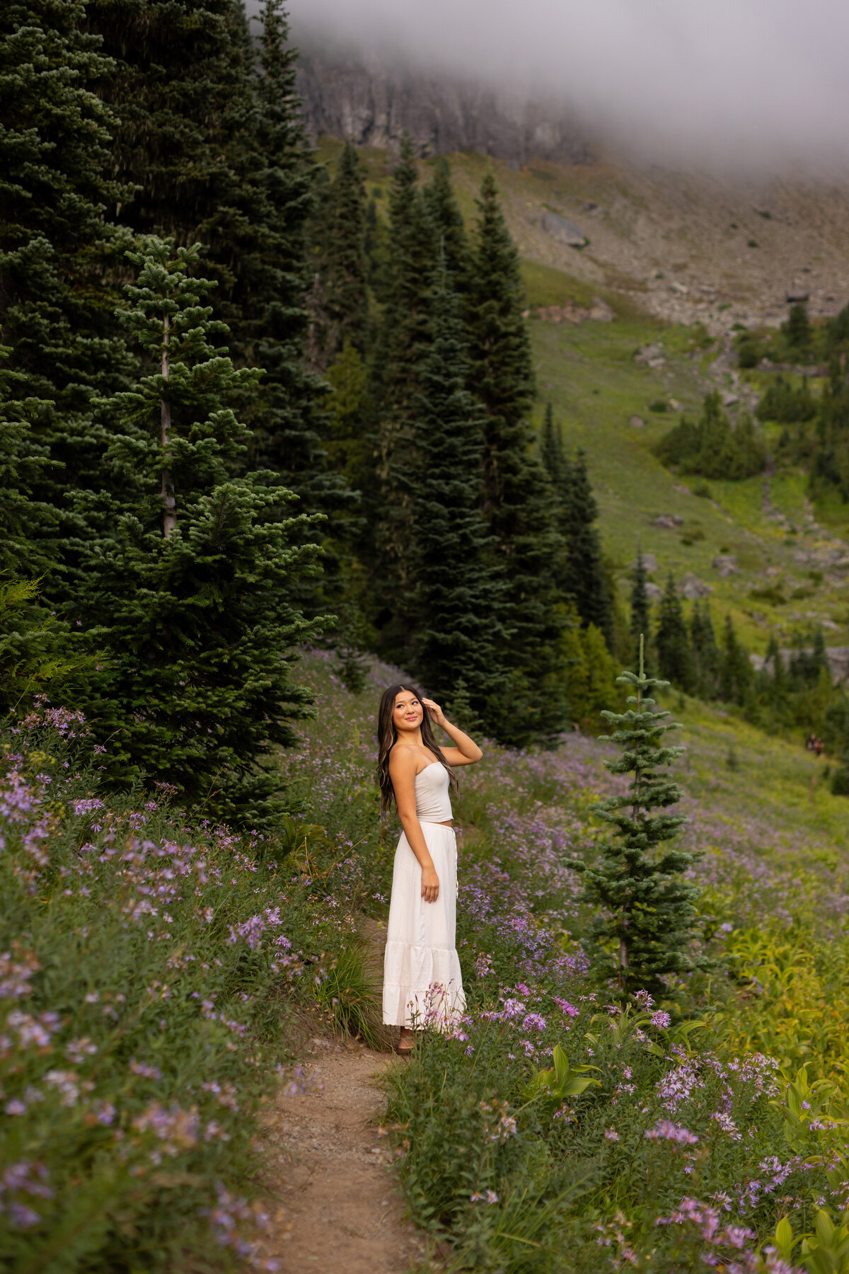 mountrainierwildflowersessionsenior