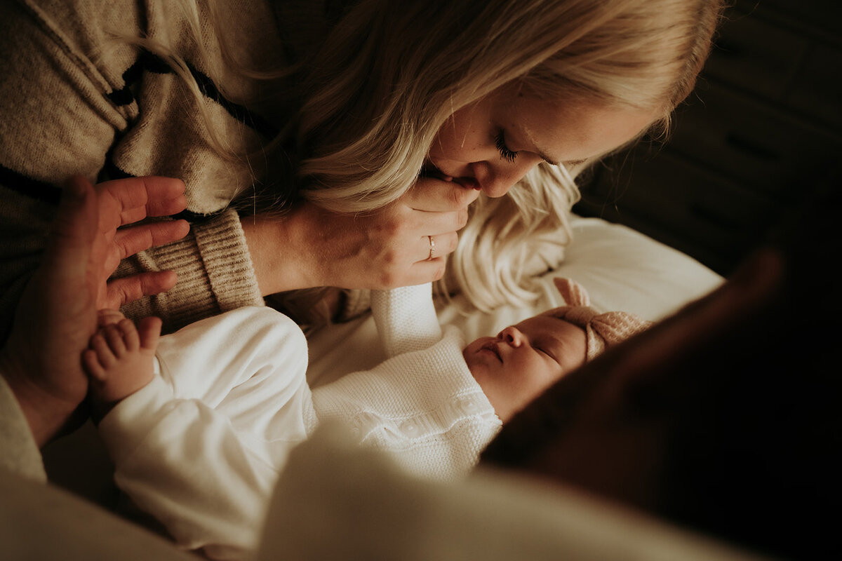 ZettelPhotography.DSC_6924_Cassidy+Trevor+Lilah_Newborn_0153