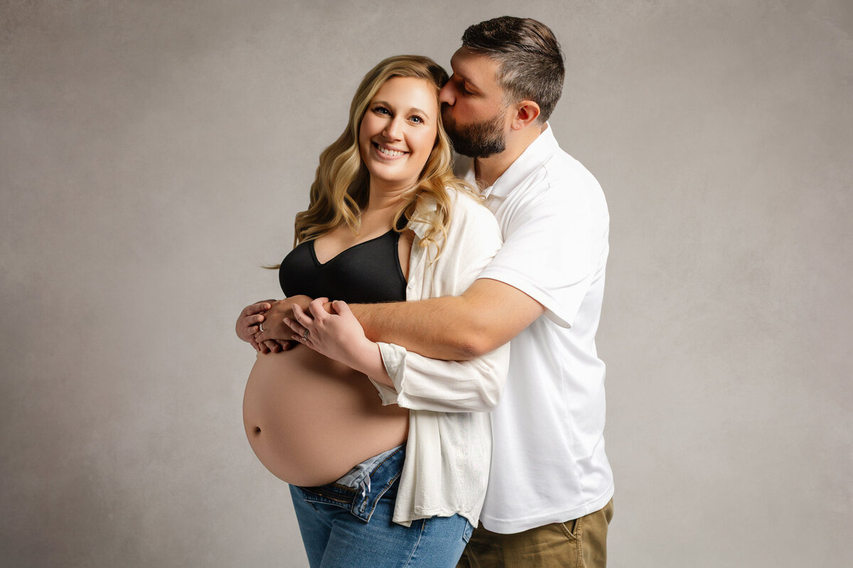 Tontitown maternity photographer, Bentonville maternity photography, maternity portraits Fayetteville AR 