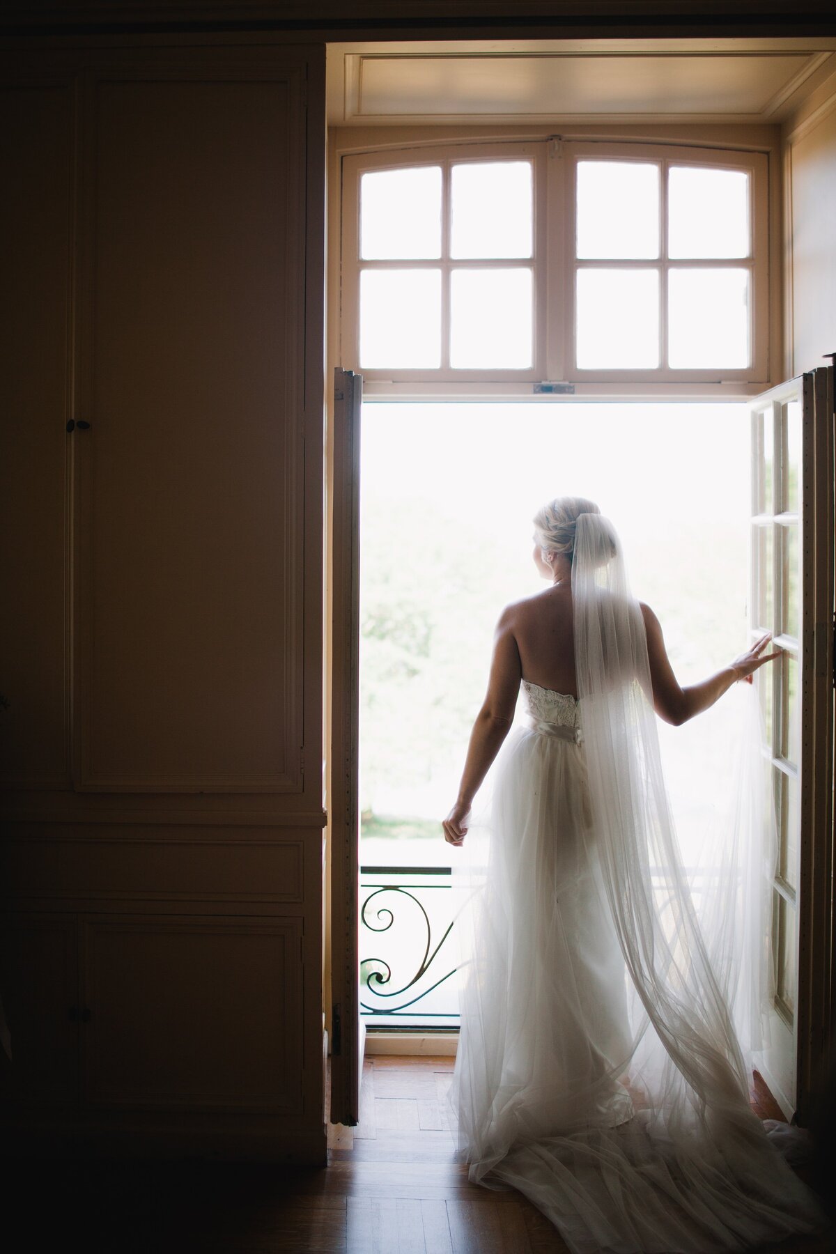 A wedding at Glen Manor House in Portsmouth, RI - 9