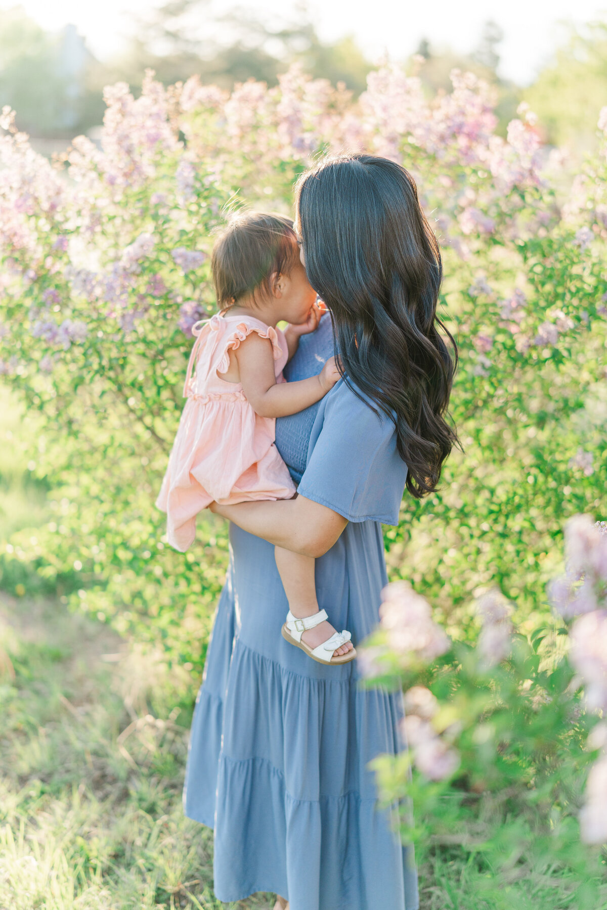 Spring Lilac Family Portraits Highlands Ranch Mansion Flowers Romantic Light and Airy Elena Spraguer Photography0067