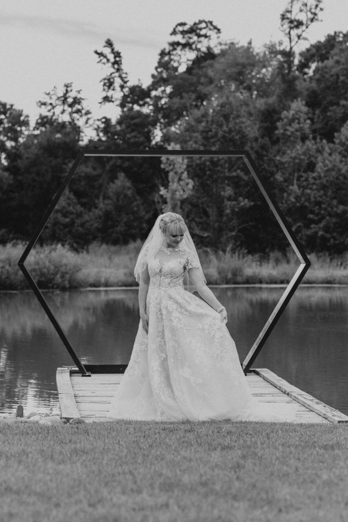 The Wells B&W-31