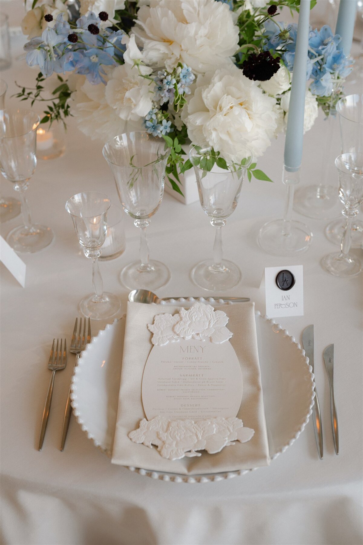 Liv and Adam - wedding day - 1020