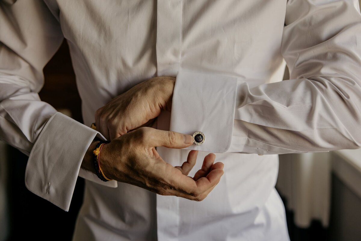 cuff link