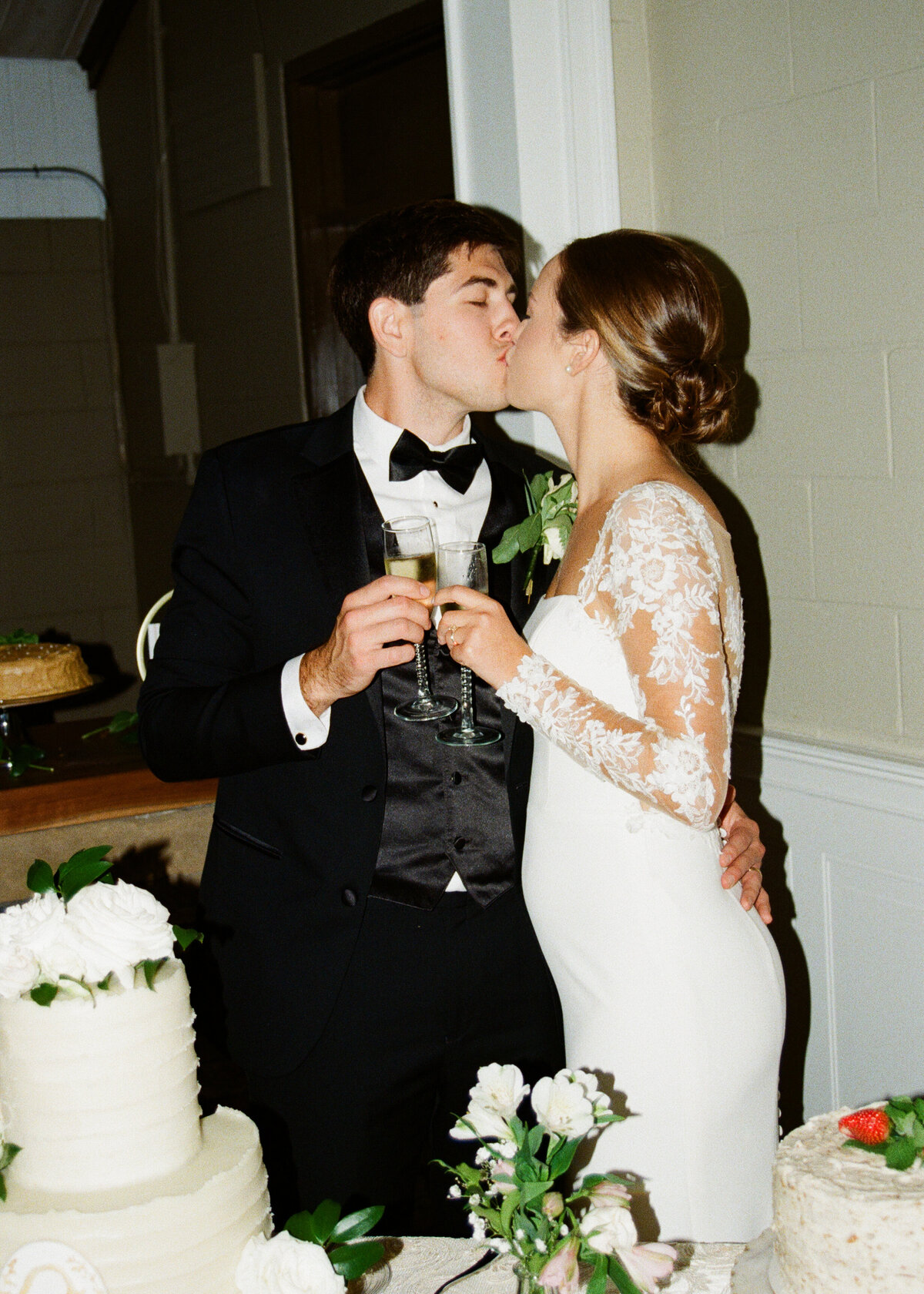 Eastern NC wedding photographer. NC fine art wedding photographer. Greenville, NC photographer