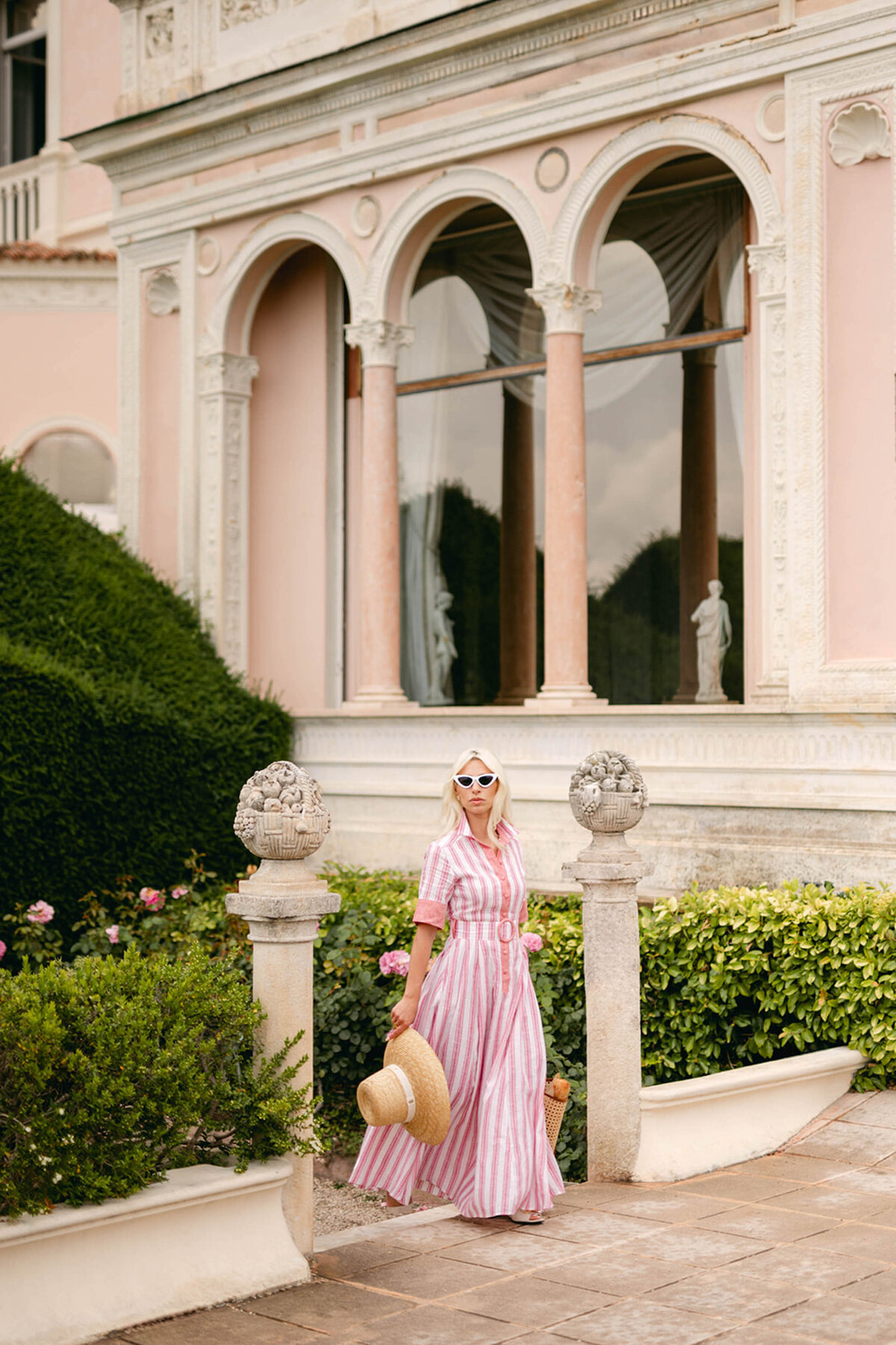 515-European-Muse-Nadia-and-Co-Capture-Timeless-Elegance-at-Iconic-Venues-1