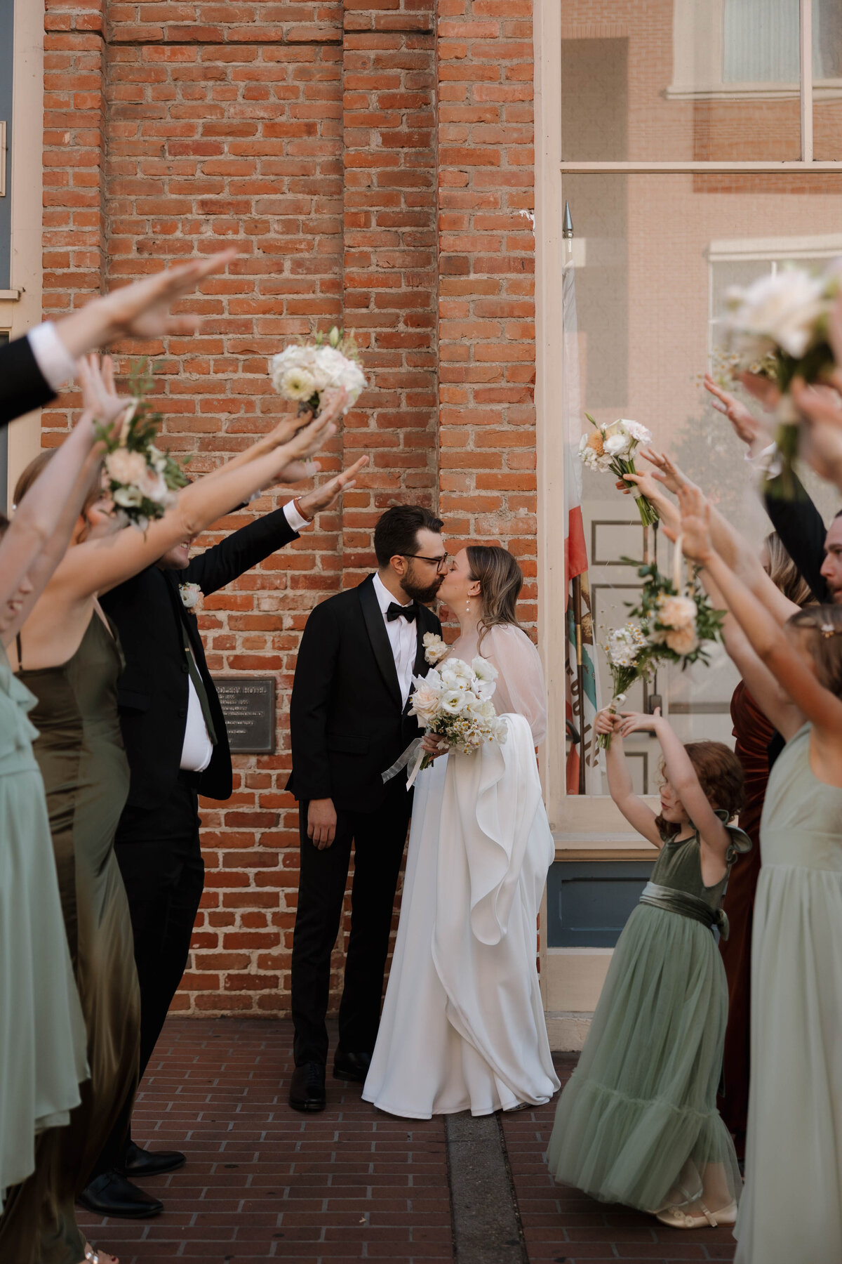 horton-plaza-hotel-san-diego-wedding-raven-berlin-photo-444