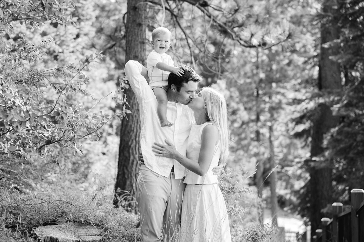 annie x lake family portraits_19