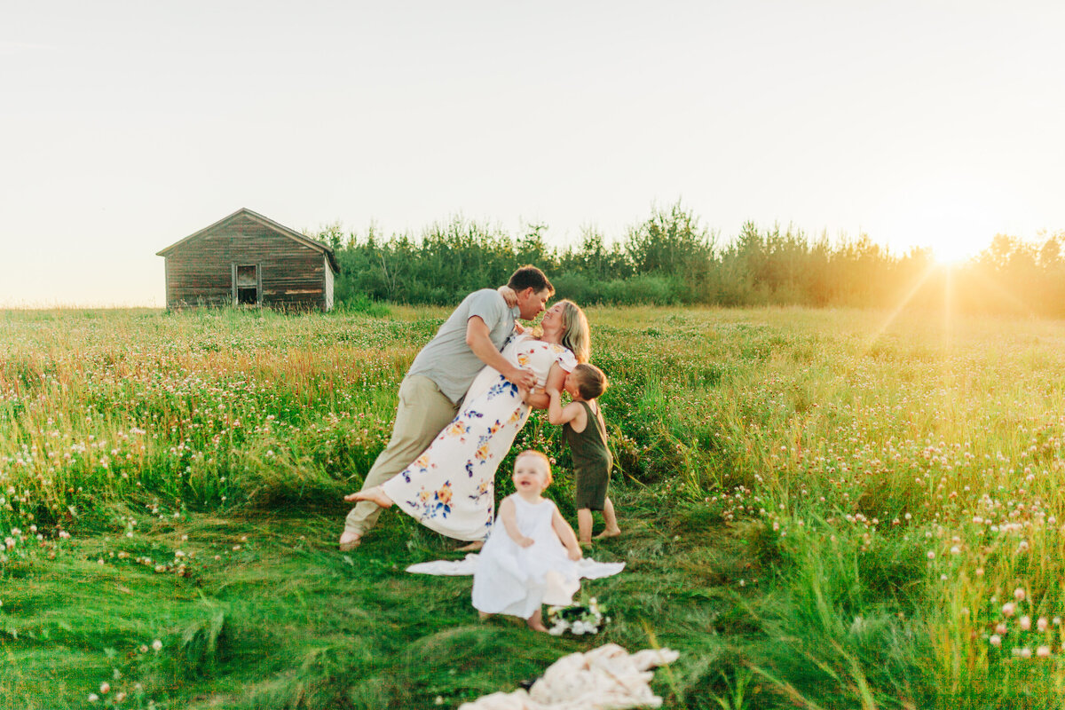 Fort Saskatchewan Family Photographer