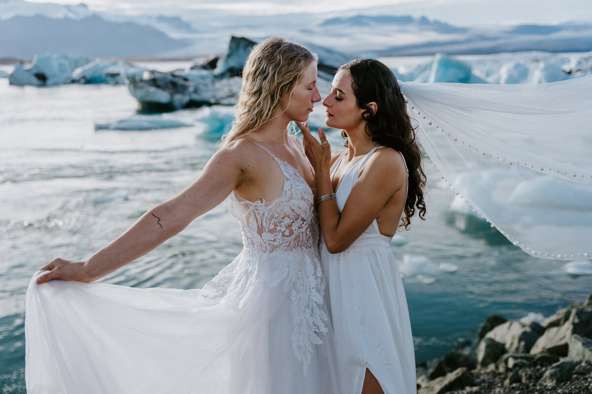 Diamond Beach Iceland Elopement