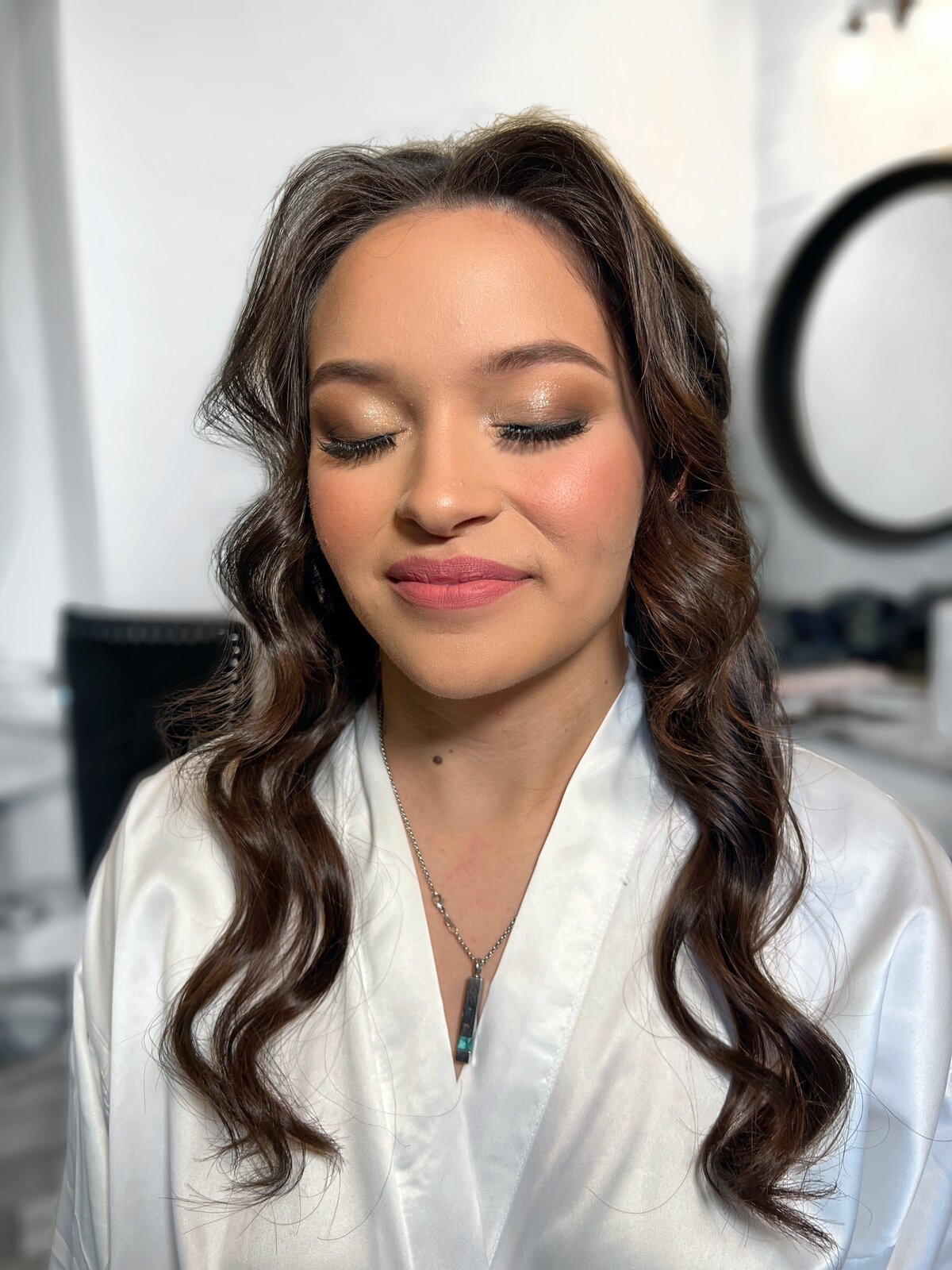 Facetune_14-01-2023-07-36-43