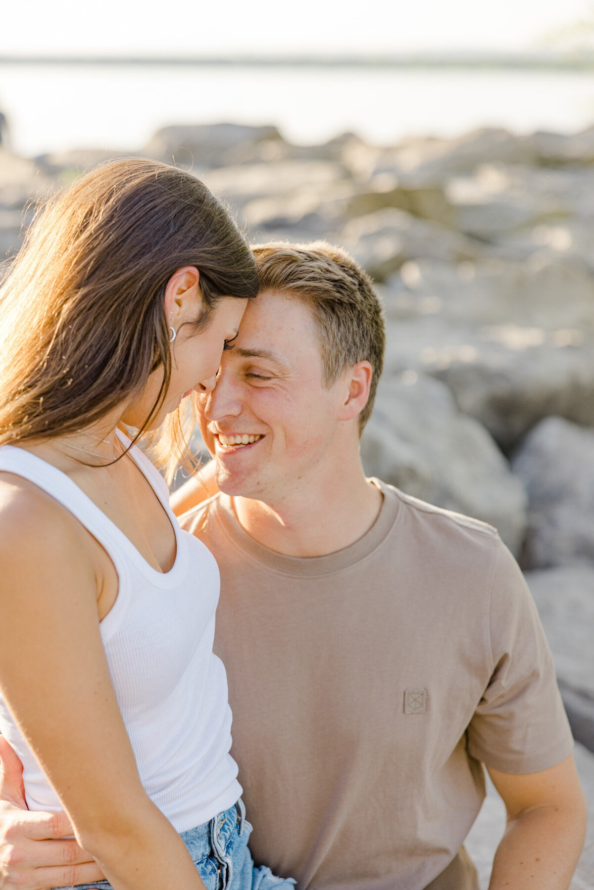 hannah-braden-engagement-session-ottawa-grey-loft-studio-2023-29