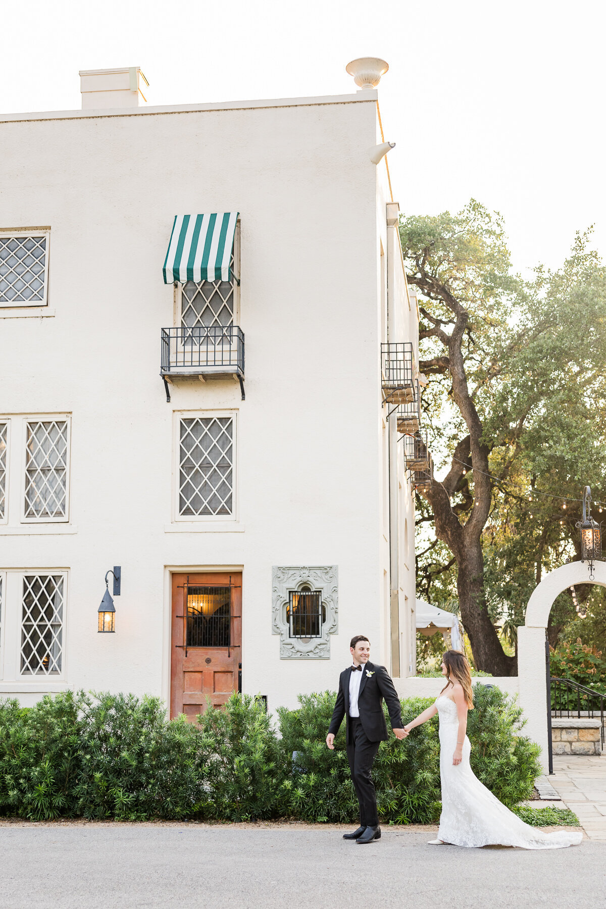 Laguna-Gloria-Wedding-Photographer-Austin-0122