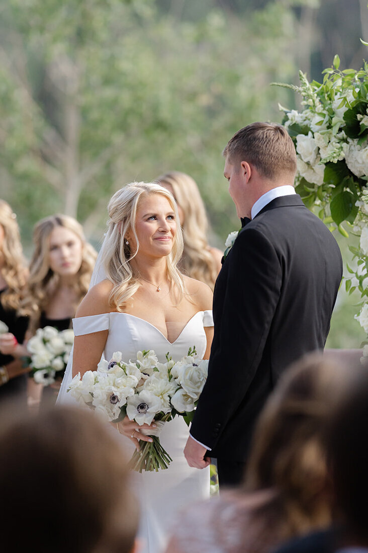 stein-eriksen-lodge-july-summer-park-city-mountain-wedding-pepper-nix-2212-1341