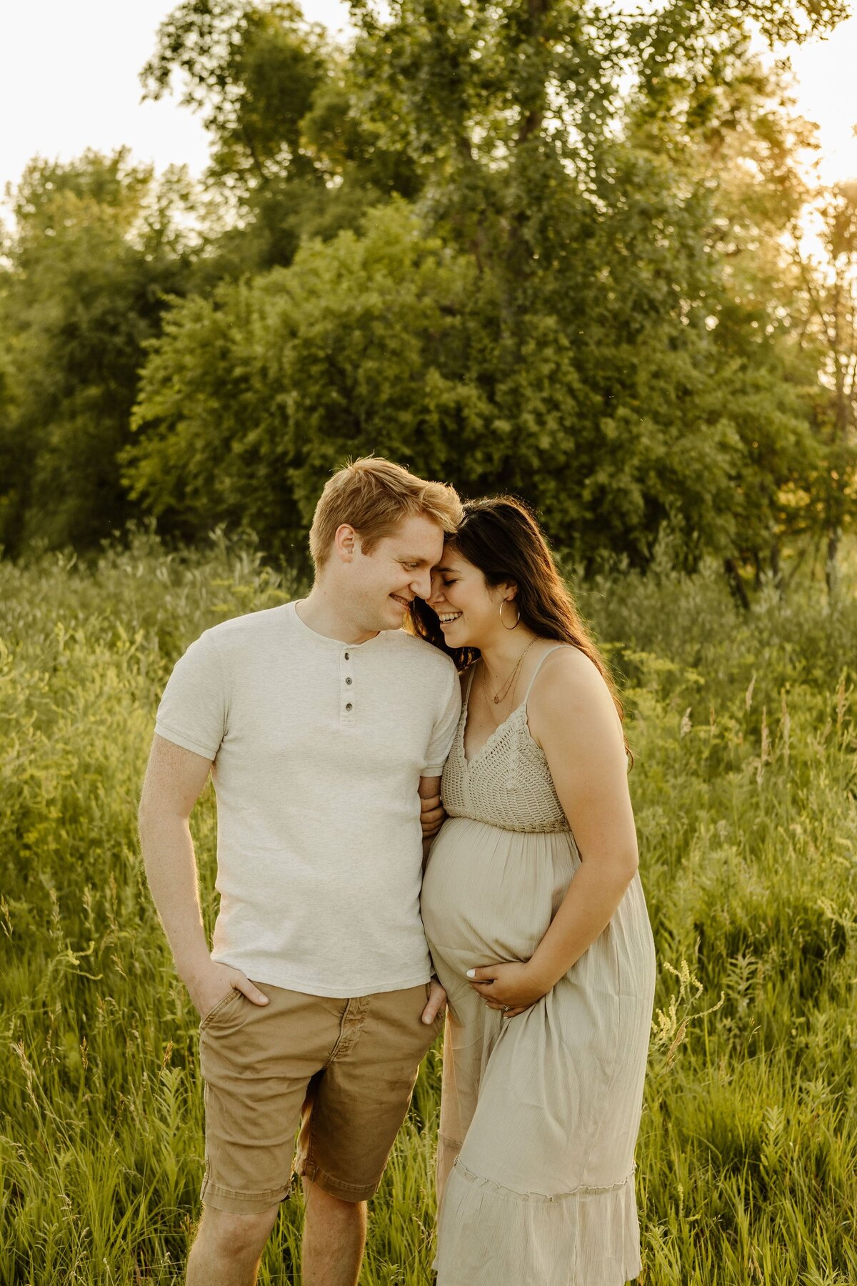 maternity-session-open-field-5