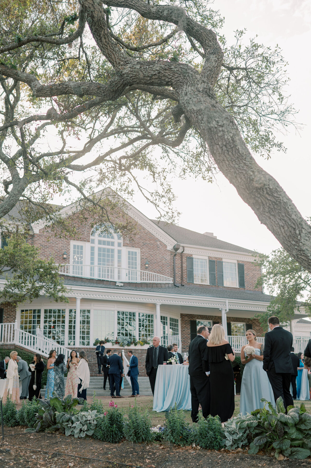 OliviaAndrew-married-142