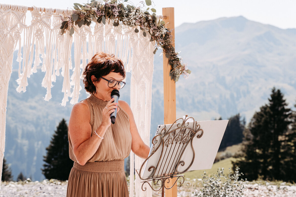 ulrike-müller-freie-traurednerin-hochzeit-romina-gregor-4