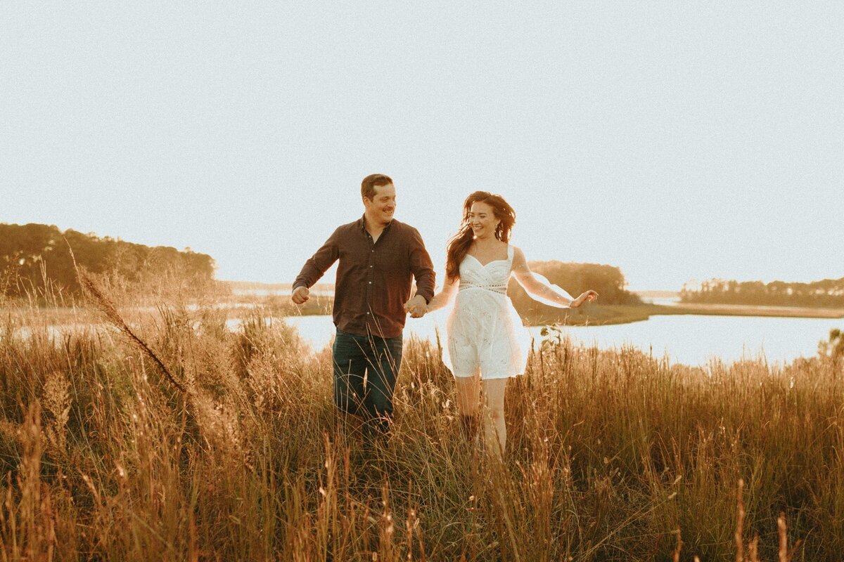 Virginia-Engagement-Photographer-14_2400x1600