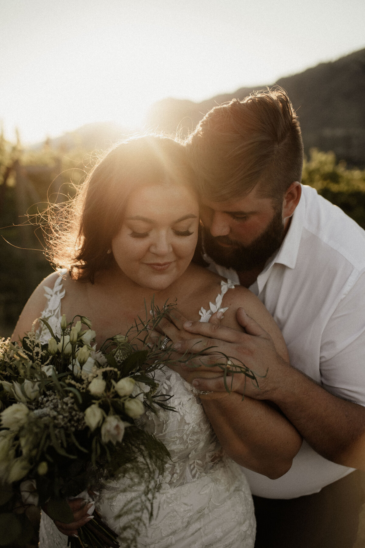 6-kamloops-monte-creek-winery-wedding-sunset-portraits-19