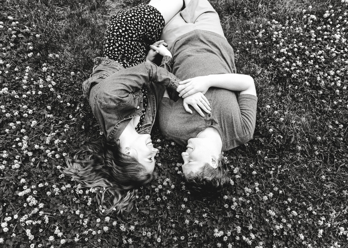 2174-Engagement Photography Nicole Hollenkamp St Cloud MN Central MN