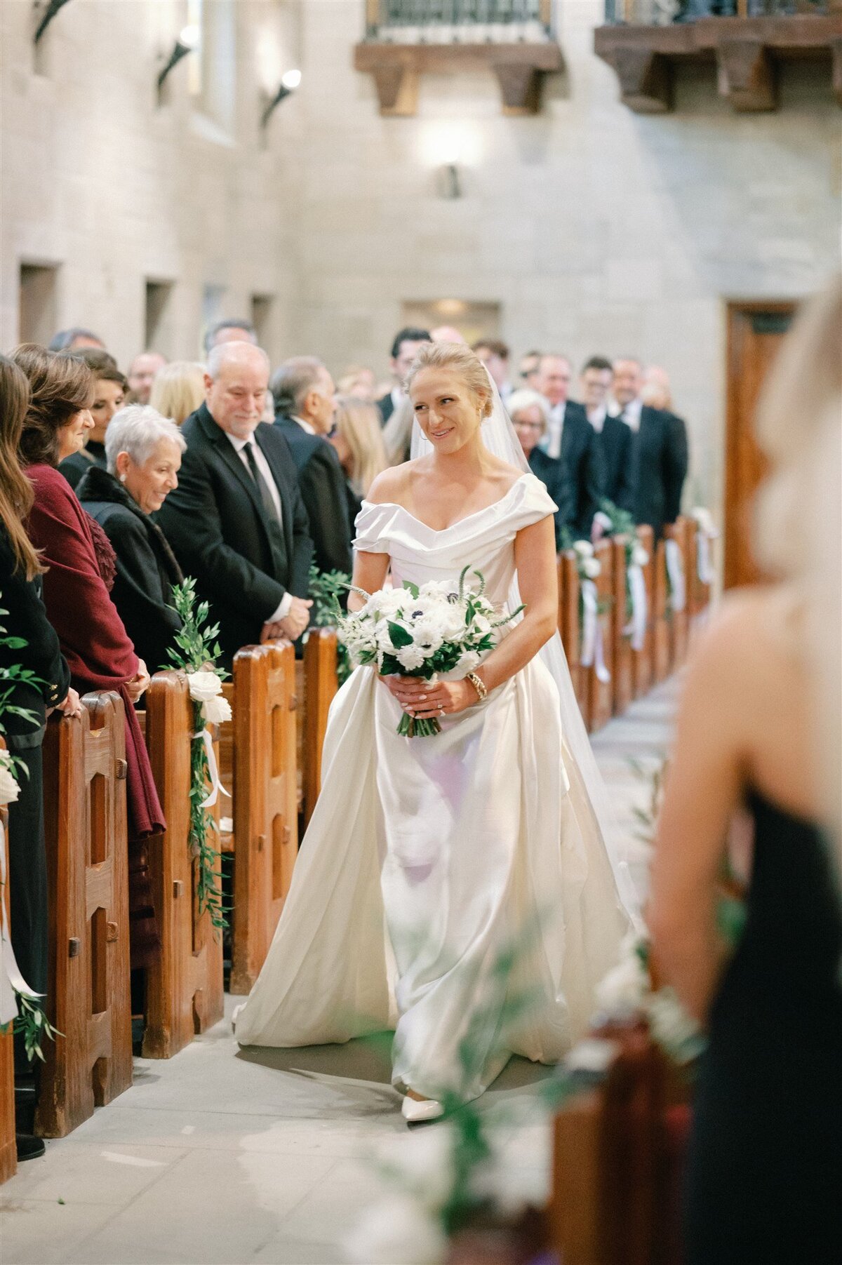black-tie-wedding-classic-fun-vibes-shepherds-hollow-michigan-012