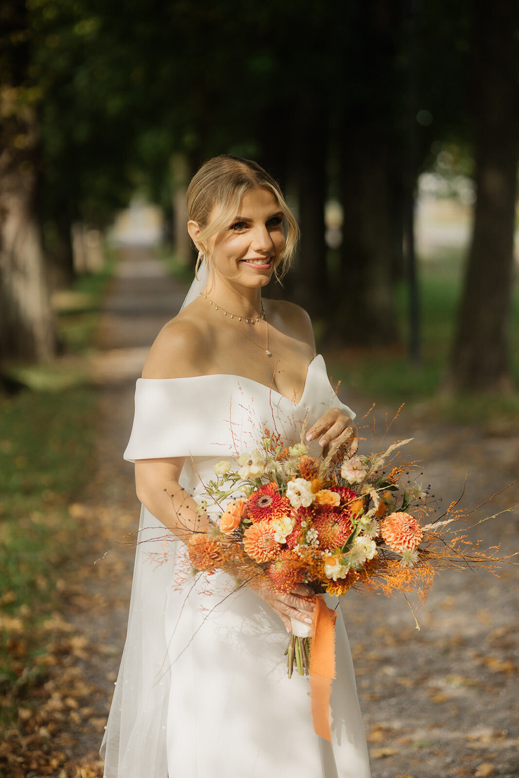 Sarah Schöb_Makeup_Artist_Schweiz_Styling_Ostschweiz_Hochzeitsmakeup_Hochzeitsfrisur_Mobile_Visagistin_modernes_Styling60_2048px