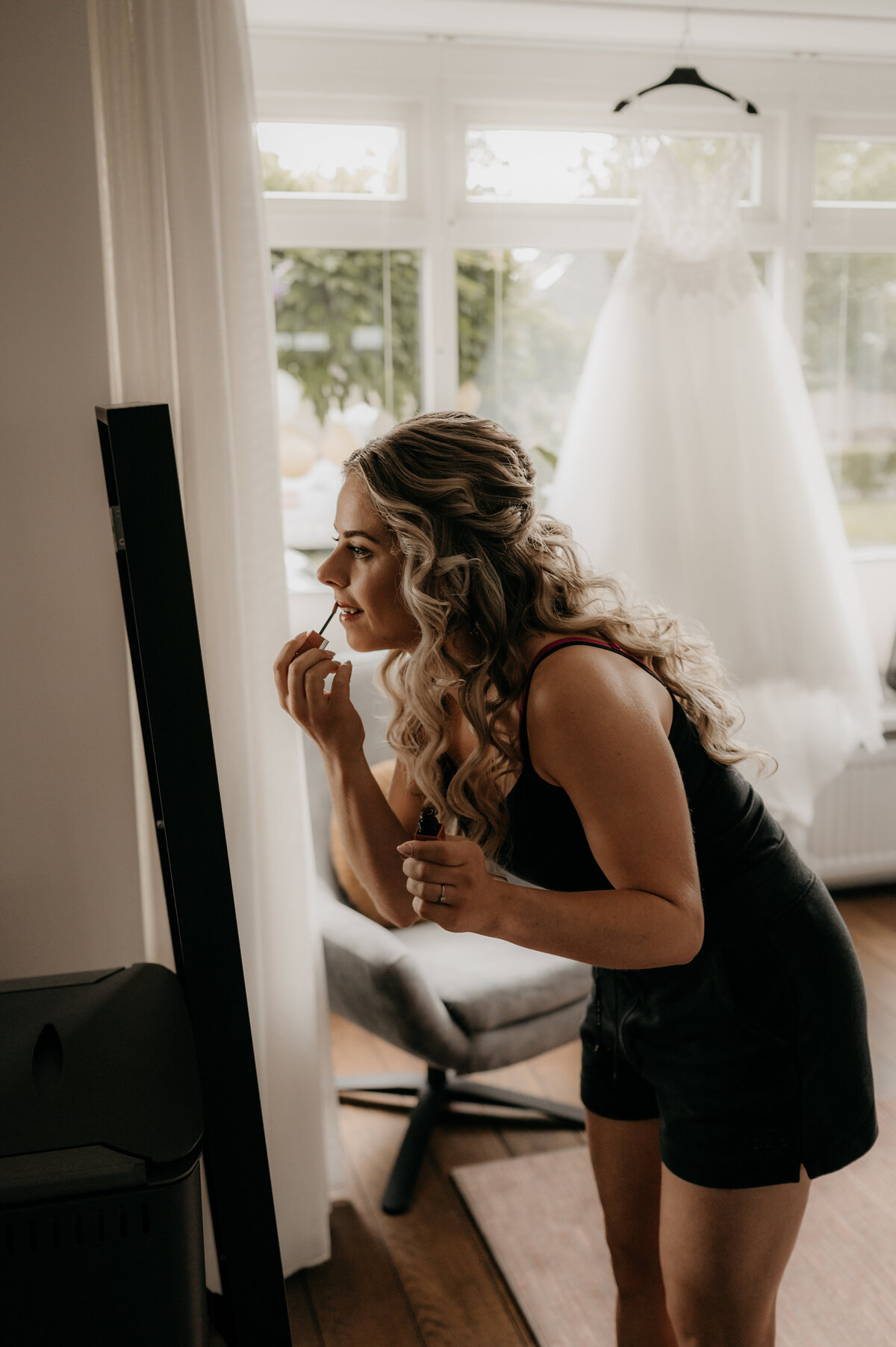 Pure Liefde Fotografie - Jesse & Lotte - Getting ready Lotte-12