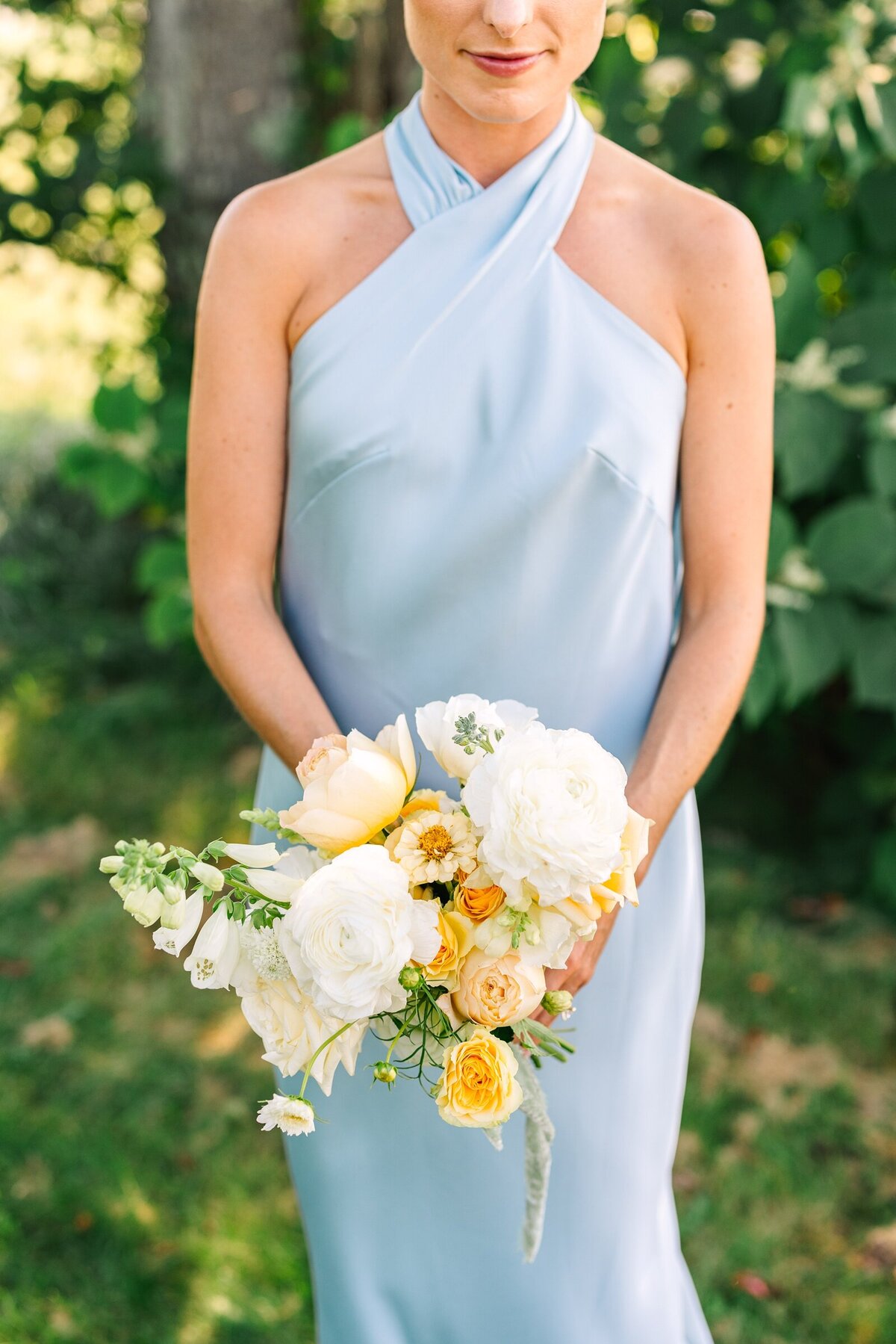 Cheery_Yellow_Blue_Seaside_Island_Maine_Wedding_Chebeague_Island_Inn_0050