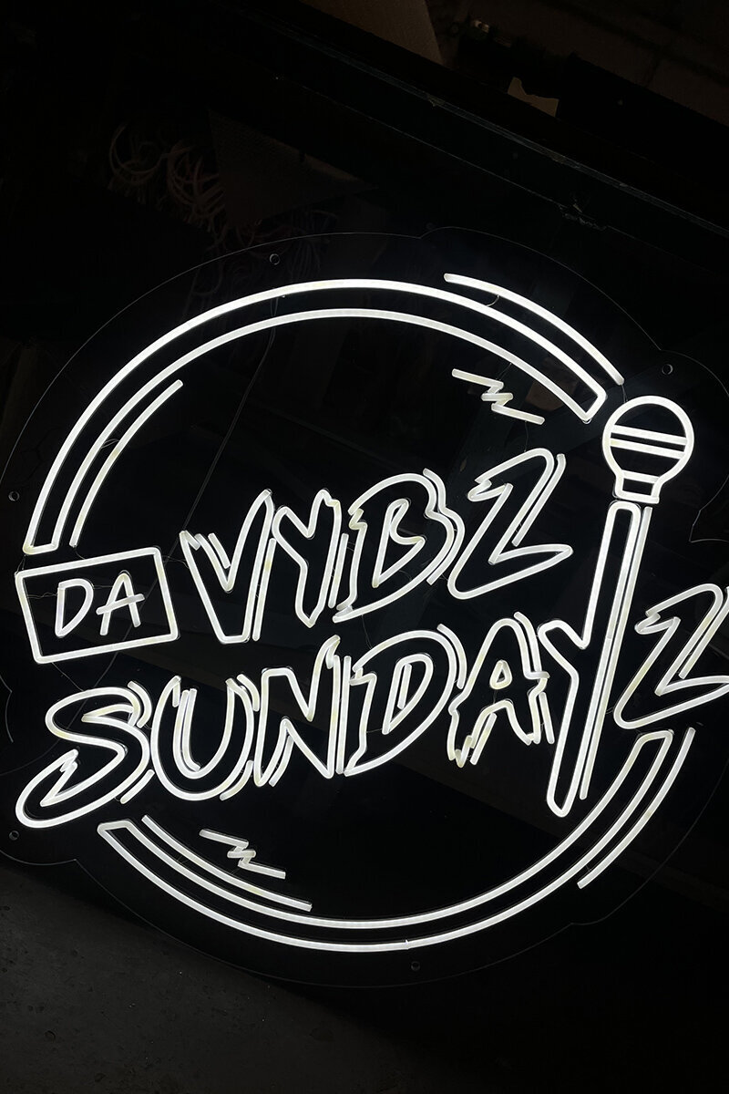 ellis-signs-custom-neon-dj-sign-newcastle-gateshead-north-east
