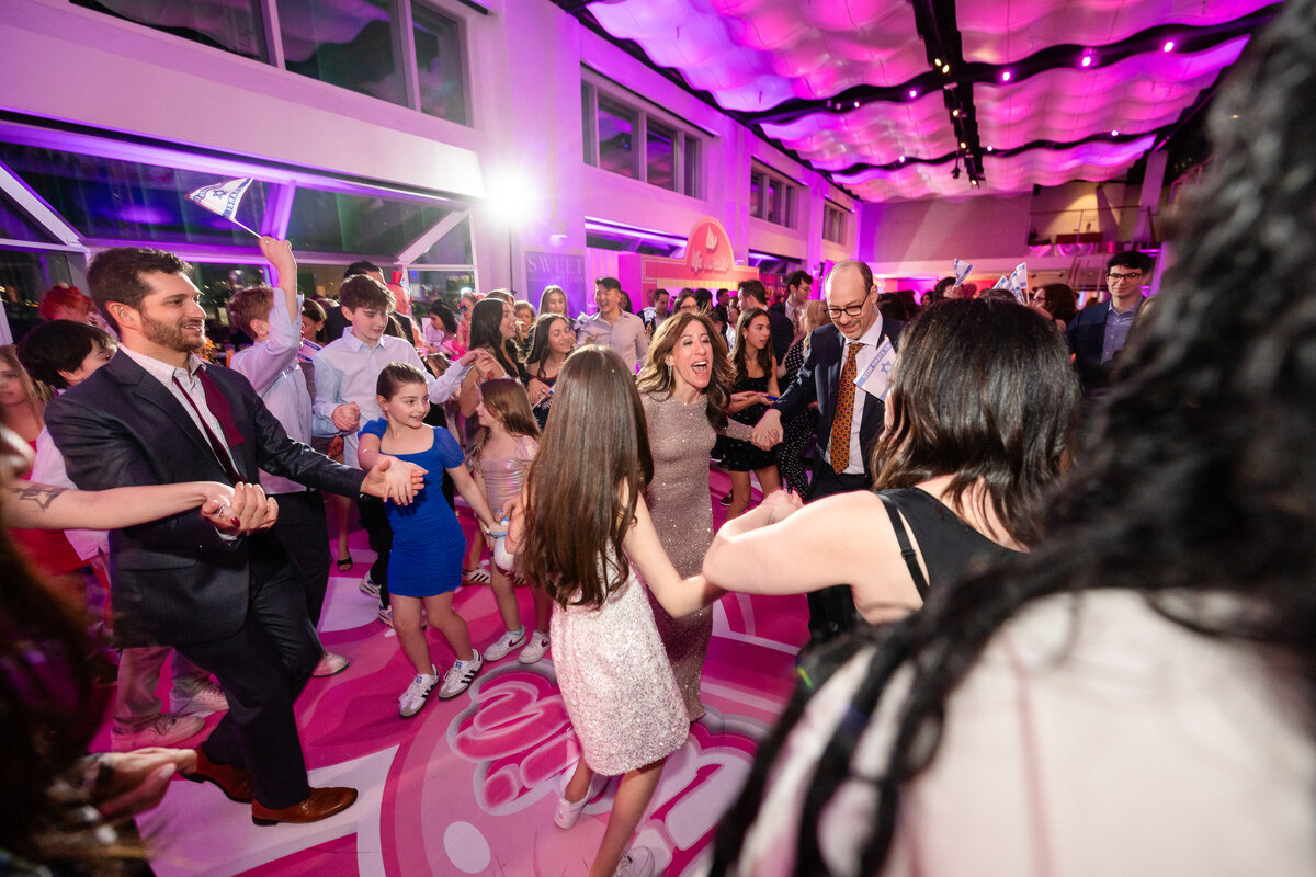 Current_At_Chelsea_Piers-Bat_Mitzvah-Olivia-1229