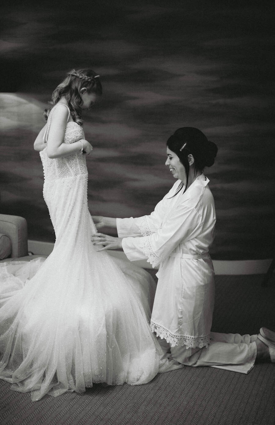 Nicola-Campbell-Timeless-Wedding-Photographer-Scotland-Doubletree-by-Hilton-North-Queensferry-Mr&MrsDavidson-9