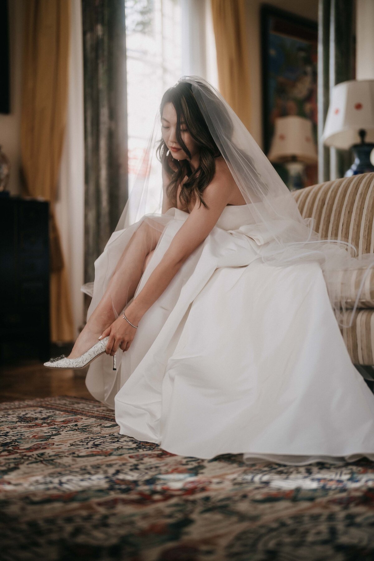 elegant bride getting ready at villa mangiacane