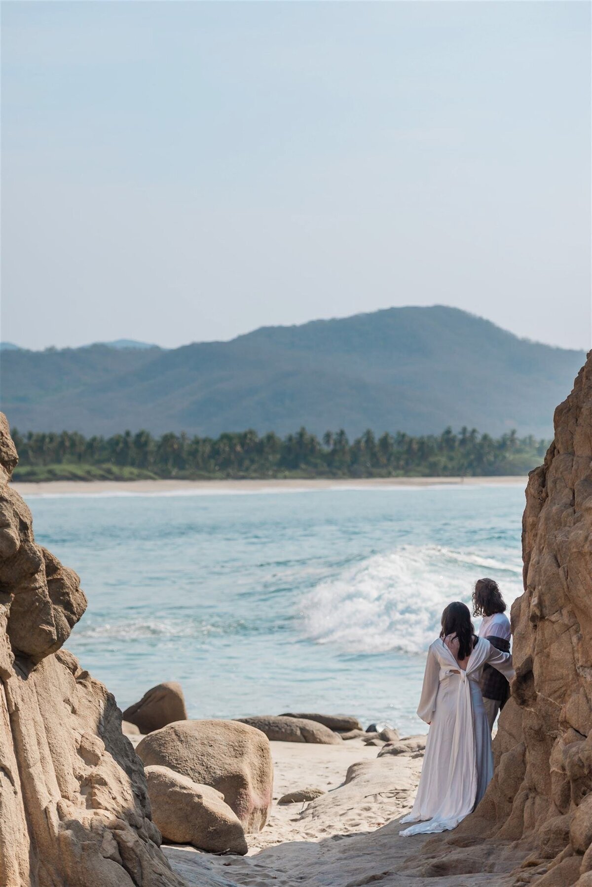 Terrestre-Oaxaca-Mexico-Luxury-Elopement-Luxury-Beach-Elopement-Photographer-Soul-and-Sky-Weddings-3
