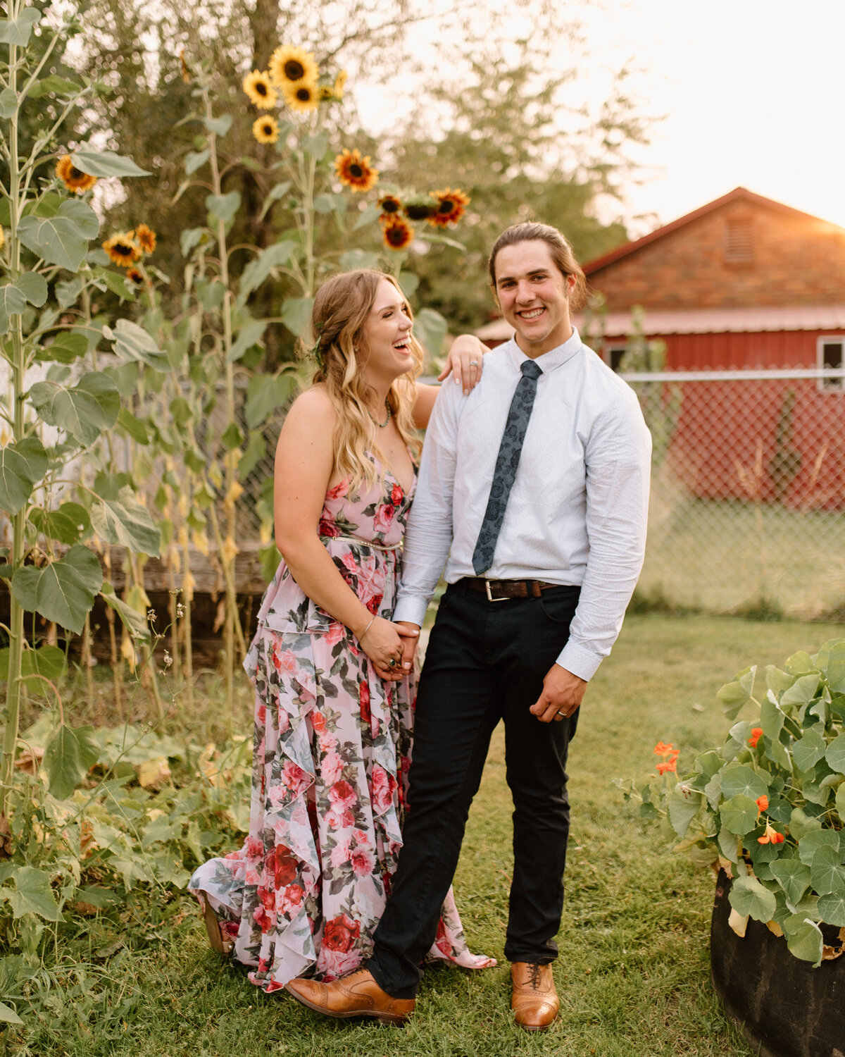 backyard_garden_wedding_spokane_washington_03