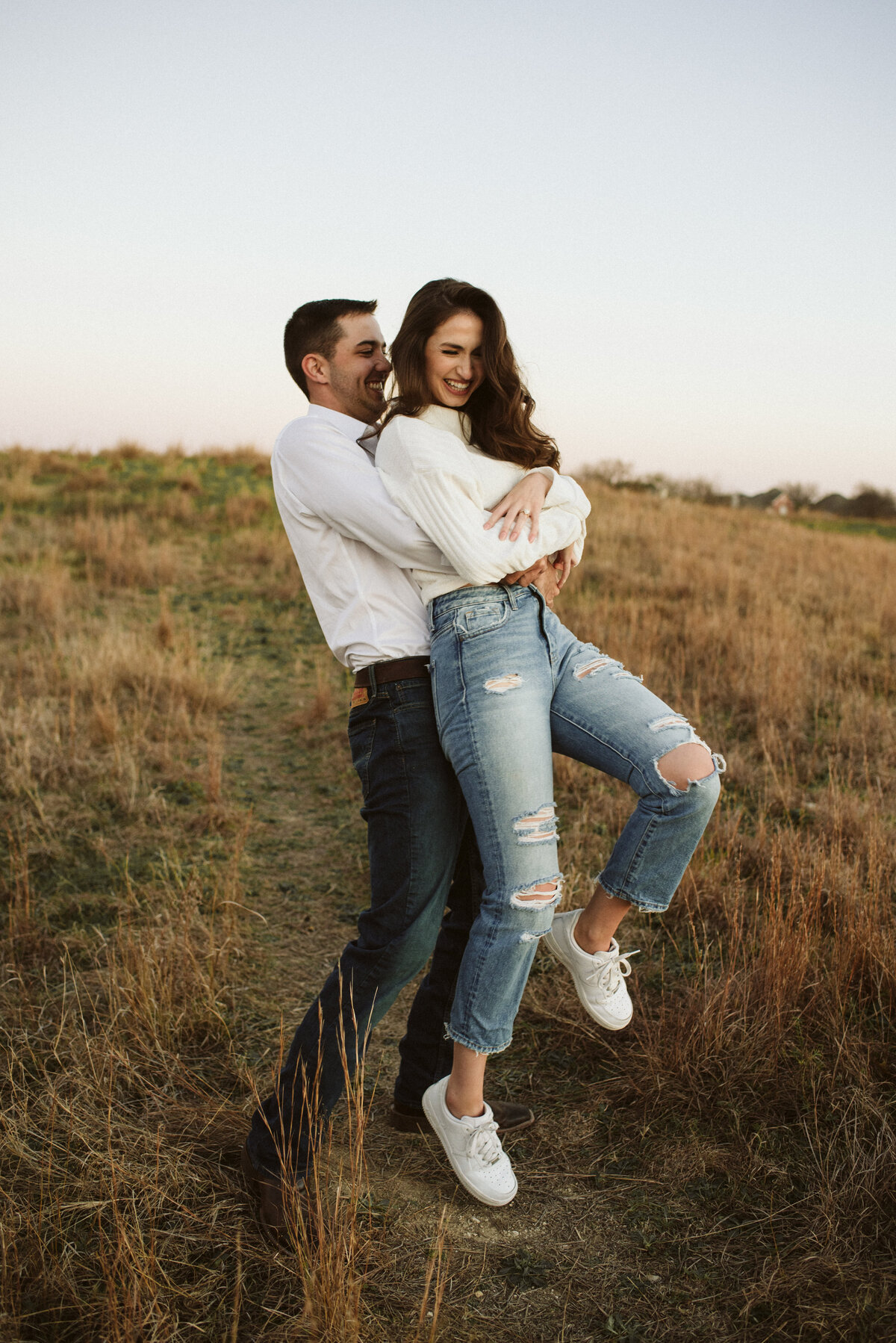 alyssa-and-connor-engagement-session-arbor-hills-plano-bruna-kitchen-photography-5