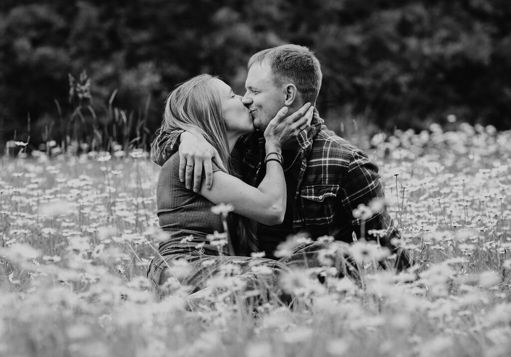 Elis-Fotografie-Hundefotografin-Solothurn-Tiefotografin-Biel-Paarfotos Solothurn-Hochzeitsfotograf-Bern15
