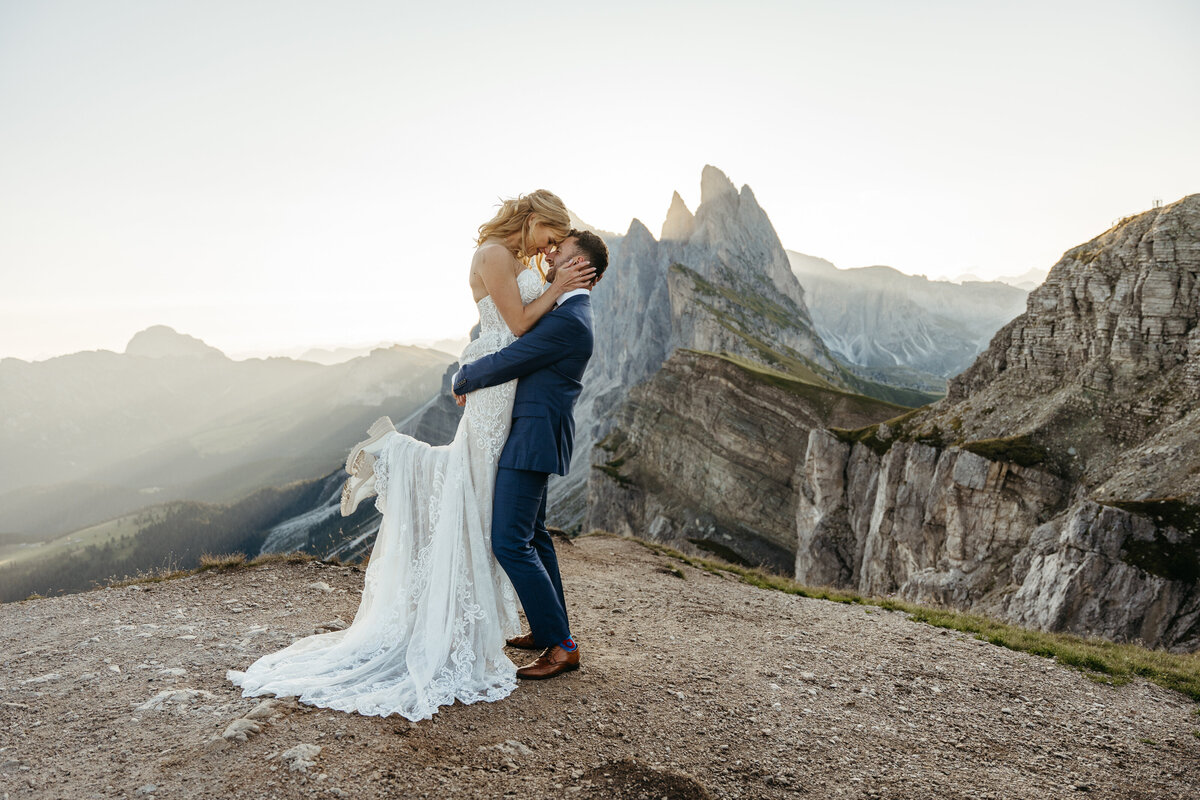 Romantic mountain wedding portraits at Seceda Italy