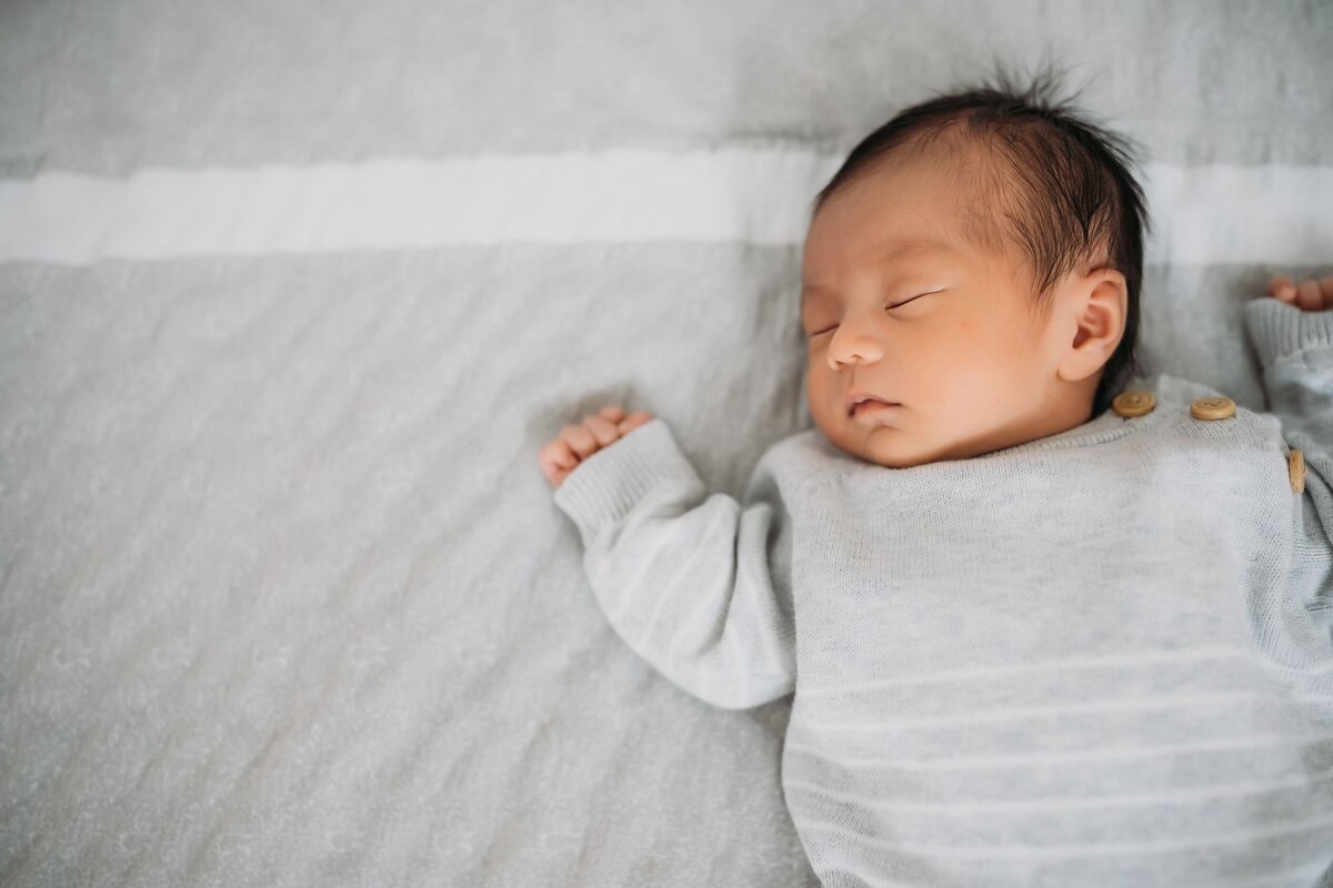minimalist-newborn-photography-orange-county-photographer-francesca-marchese-photography-1