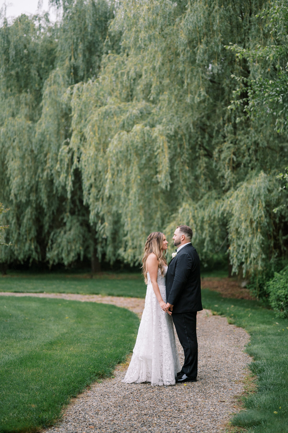 michele-and-robert-wedding-peeks-109