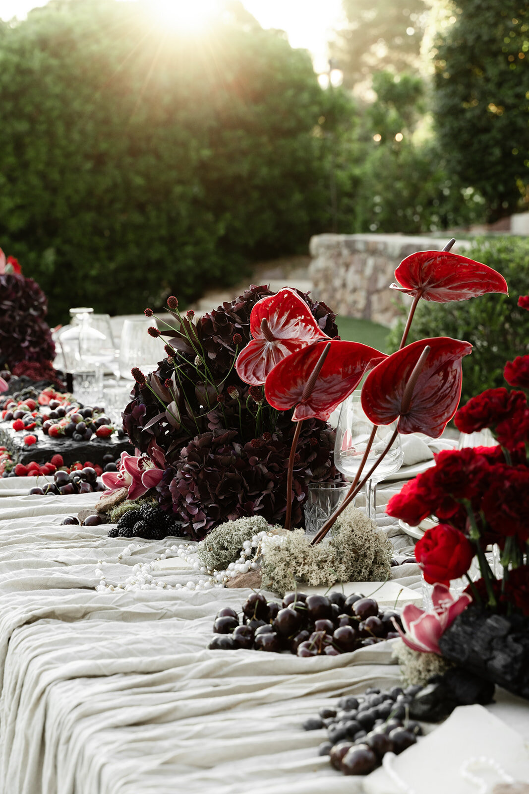 elegant-wedding-lit-de-vin