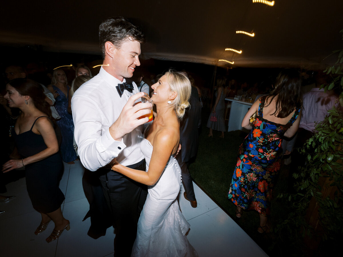 Jessica Blex Photography 1- Luxury Wedding at Happy Hollow Club - Nebraska Photographer-11
