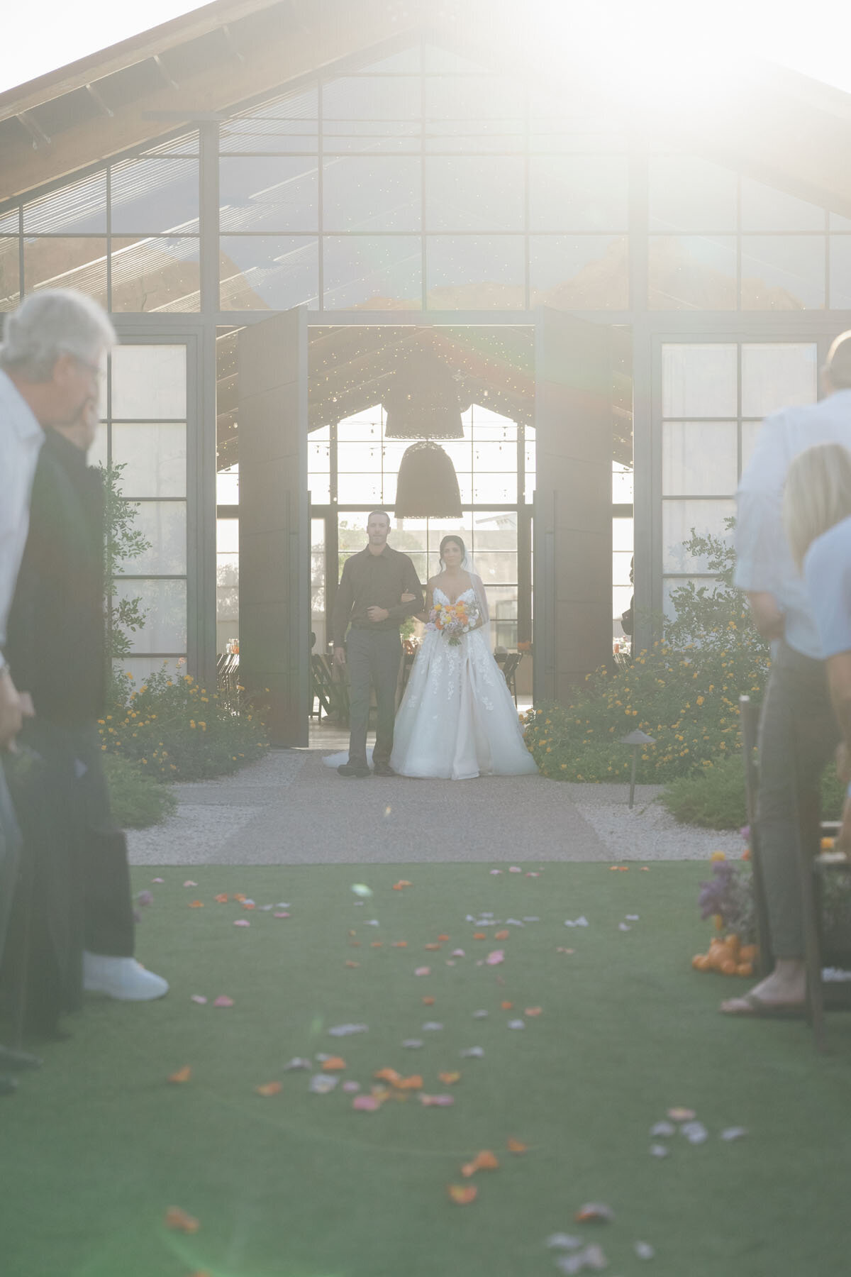 Phoenix wedding photography example at The Paseo venue