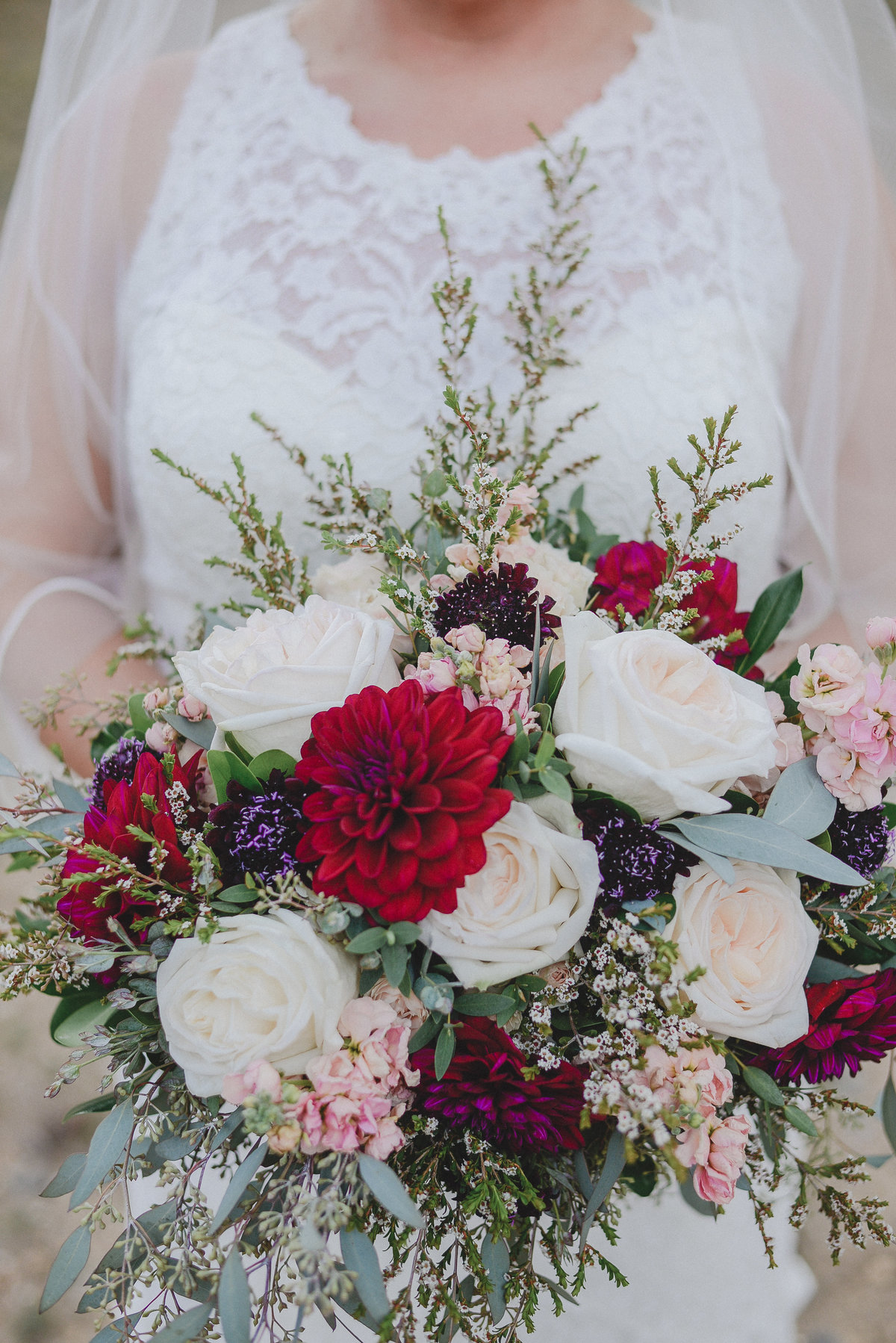 red and white fall bouquet